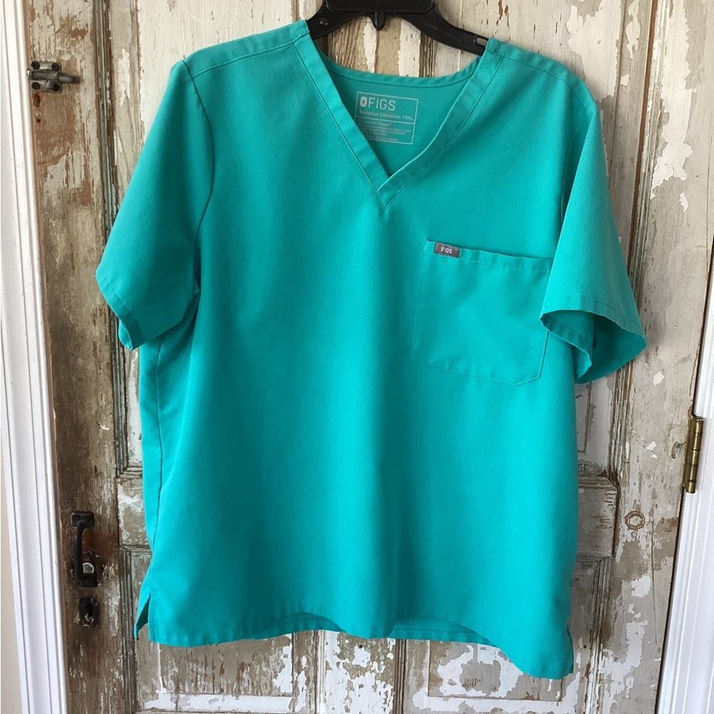 FIGS Technical Collection Men's Aqua Scrubs Shirt